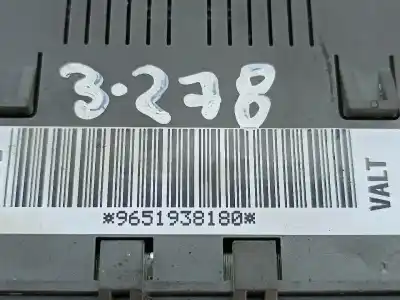 Second-hand car spare part fuse box unit for citroen c8 (ea_, eb_) 2.0 hdi oem iam references 9651938180  