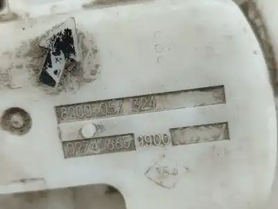 Автозапчасти б/у индикатор за renault clio ii (bb0/1/2_, cb0/1/2_) 1.2 16v (bb05. bb0w. bb11. bb27. bb2t. bb2u. bb2v. cb05.... gasolina 2002 5p ссылки oem iam 8200057324  