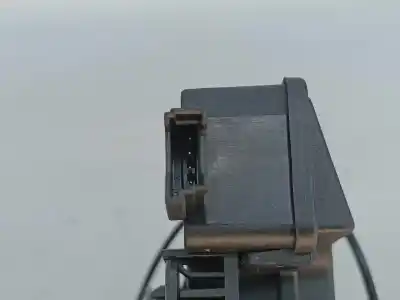 Second-hand car spare part trunk lock for bmw 1 (e81) 118 d oem iam references 7840617  