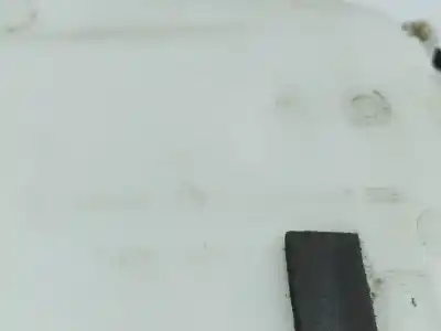 Second-hand car spare part windscreen washer bottle for bmw 1 (e81) 118 d oem iam references 7229535  