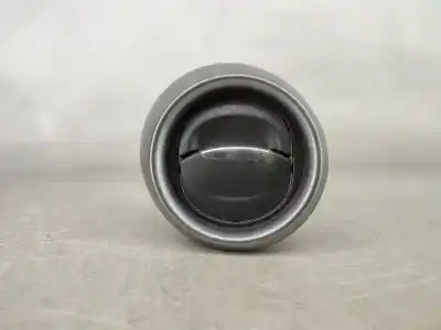 Pezzo di ricambio per auto di seconda mano GRIGLIA DI AERAZIONE per RENAULT CLIO IV (BH_)  Riferimenti OEM IAM 687605663R  