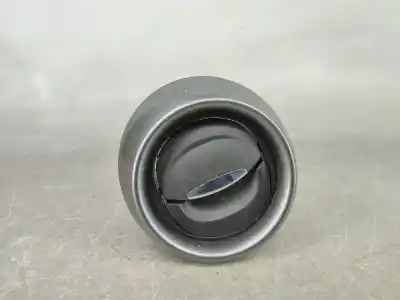 Pezzo di ricambio per auto di seconda mano GRIGLIA DI AERAZIONE per RENAULT CLIO IV (BH_)  Riferimenti OEM IAM 687605663R  