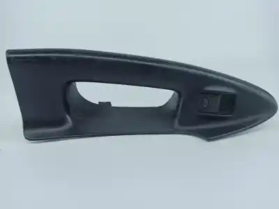 Автозапчастина б/у  для AUDI A4 B5 AVANT (8D5)  Посилання на OEM IAM 4D095985501C  
