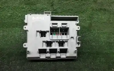 Second-hand car spare part fuse box unit for bmw 3 touring (e91) 320 d oem iam references 6906621  