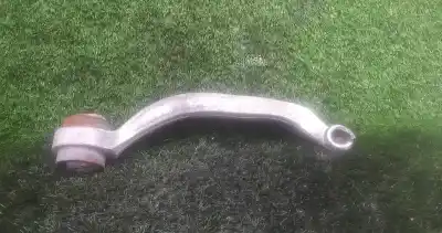 Pezzo di ricambio per auto di seconda mano BRACCIO SOSPENSIONE INFERIORE ANTERIORE DESTRO per AUDI A4 B5 AVANT (8D5)  Riferimenti OEM IAM    Pezzo di ricambio per auto di seconda mano BRACCIO SOSPENSIONE INFERIORE ANTERIORE DESTRO per AUDI A4 B5 AVANT (8D5)  Riferimenti OEM IAM