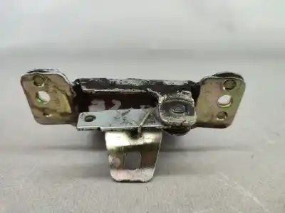 Second-hand car spare part trunk lock for opel corsa a hatchback (s83) 1.2 (f08 m08 f68 m68) oem iam references 90127901  