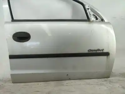 Автозапчасти б/у дверь передняя правая за opel corsa c (x01) 1.2 (f08 f68) ссылки oem iam   