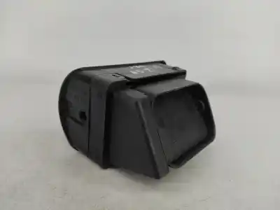 Автозапчасти б/у аэрационная решетка за audi a4 b5 avant (8d5) 1.9 tdi ссылки oem iam 8d1820902  