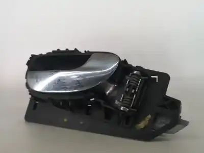 Peça sobressalente para automóvel em segunda mão puxador interior dianteiro direito por peugeot 307 cc (3b) 2.0 hdi 135 referências oem iam 9643604477