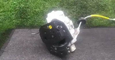 Автозапчастина б/у замок дверей заднього лівого для audi a4 b7 avant (8ed) 3.0 tdi quattro посилання на oem iam   