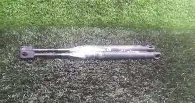 Pièce détachée automobile d'occasion vérin de hayon / coffre pour audi a4 b6 (8e2) 1.9 tdi références oem iam  Pièce détachée automobile d'occasion vérin de hayon / coffre pour audi a4 b6 (8e2) 1.9 tdi références oem iam