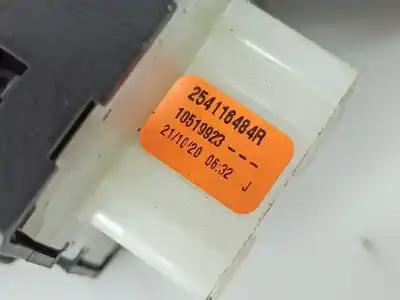 Автозапчасти б/у выключатель левого переднего окна за renault twingo iii (bcm_) 1.0 sce 70 ссылки oem iam 809612578r  