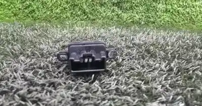 Second-hand car spare part right front power window switch for mazda 2 (dy) 1.2 oem iam references   