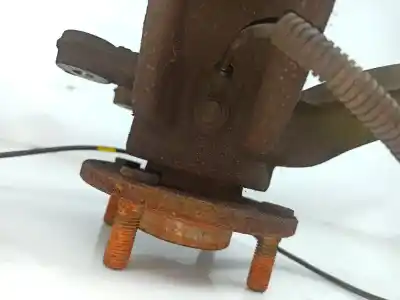 Second-hand car spare part front left knuckle for mazda 2 (dy) gasolina 2004 5p oem iam references   