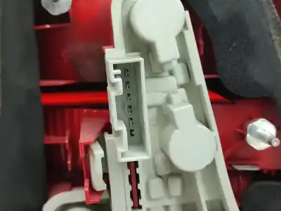 Second-hand car spare part left tailgate light for bmw 3 (e90) 320 d oem iam references 6937457  