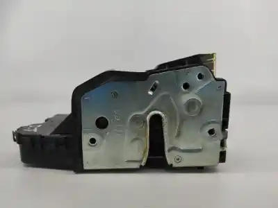 Second-hand car spare part rear right door lock for bmw 3 (e46) 330 d oem iam references 7pinos