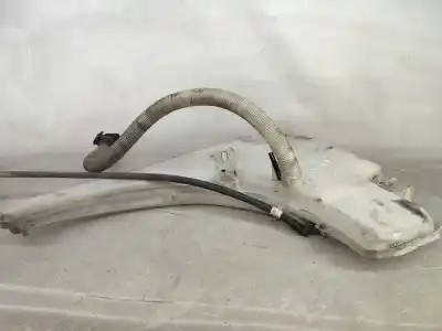 Second-hand car spare part windscreen washer bottle for bmw 3 (e90) 320 d oem iam references 7124231