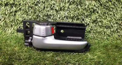 Second-hand car spare part interior left rear handle for suzuki swift iii (mz, ez) 1.3 ddis (rs 413d) oem iam references  Second-hand car spare part interior left rear handle for suzuki swift iii (mz, ez) 1.3 ddis (rs 413d) oem iam references