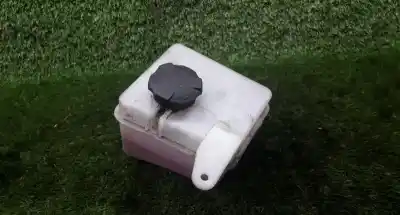 Second-hand car spare part COOLANT EXPANSION TANK for HYUNDAI I20  OEM IAM references   