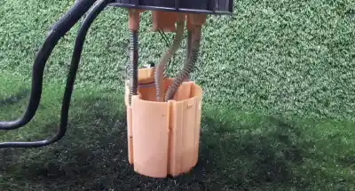 Pezzo di ricambio per auto di seconda mano sensore di livello del carburante per ford s-max (wa6) 1.8 tdci riferimenti oem iam   