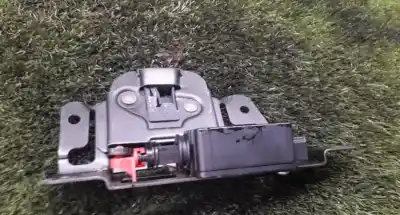 Second-hand car spare part trunk lock for bmw x3 (e83) 2.0 d oem iam references   