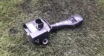 Peça sobressalente para automóvel em segunda mão comutador de limpa vidros por bmw x3 (e83) 2.0 d referências oem iam 8363669m