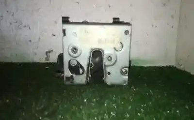 Автозапчастина б/у ЗАМОК ДВЕРЕЙ ЗАДНЬОГО ЛІВОГО для AUDI A3 (8L1)  Посилання на OEM IAM   