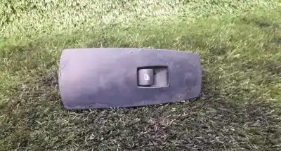 Peça sobressalente para automóvel em segunda mão botão / interruptor elevador vidro dianteiro direito por bmw x3 (e83) 2.0 d referências oem iam 