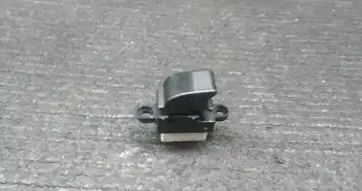 Peça sobressalente para automóvel em segunda mão botão / interruptor elevador vidro dianteiro direito por mazda 6 hatchback (gg) 2.0 (gges) referências oem iam 