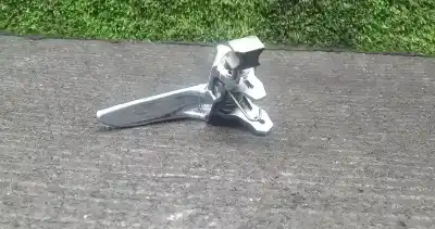 Second-hand car spare part interior left rear handle for mazda 6 hatchback (gg) 2.0 (gges) oem iam references   