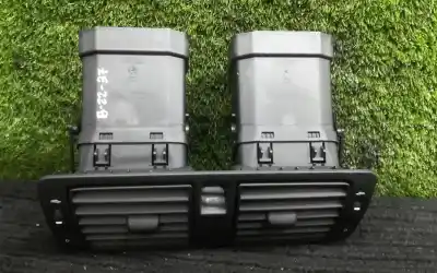 Автозапчастина б/у аераційна решіта для volvo c30 1.6 d 84kw посилання на oem iam   