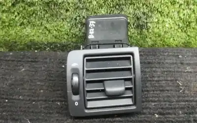 Автозапчастина б/у аераційна решіта для volvo c30 1.6 d 84kw посилання на oem iam   