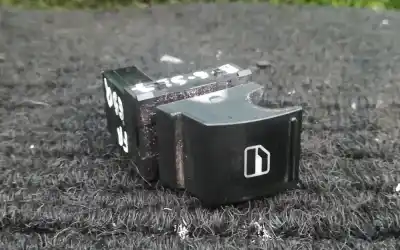 Автозапчасти б/у выключатель переднего правого окна за volkswagen passat variant (3c5) 1.9 tdi ссылки oem iam   