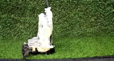 Автозапчасти б/у замок задней правой двери за volkswagen passat variant (3c5) 1.9 tdi ссылки oem iam   