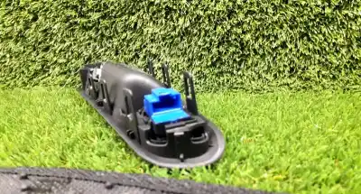 Автозапчастина б/у усередині передня права ручка для volkswagen passat variant (3c5) 1.9 tdi посилання на oem iam   