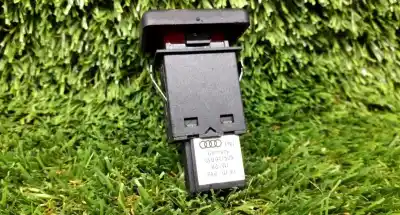 Peça sobressalente para automóvel em segunda mão interruptor 4 piscas - emergência por audi a4 b6 avant (8e5) 1.9 tdi referências oem iam    Peça sobressalente para automóvel em segunda mão interruptor 4 piscas - emergência por audi a4 b6 avant (8e5) 1.9 tdi referências oem iam