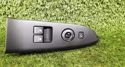 Автозапчастина б/у передні вікний вмикач для kia ceed sw (ed) 1.4 посилання на oem iam 807b05200005  