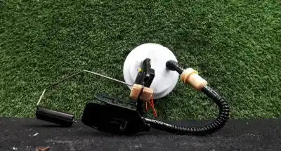 Peça sobressalente para automóvel em segunda mão boia / bomba combustível por bmw 5 touring (e61) 520 d referências oem iam 0580303042