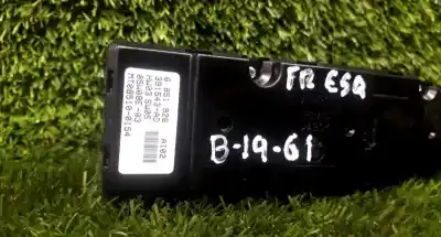 Second-hand car spare part left front power window switch for bmw 5 touring (e61) 520 d oem iam references 6951926  