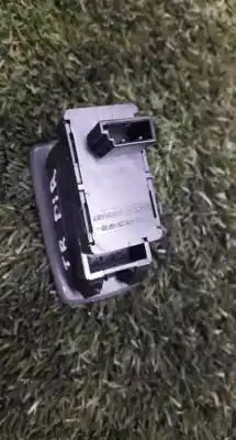 Second-hand car spare part rear right power window switch for bmw x3 (e83) 2.0 d oem iam references   