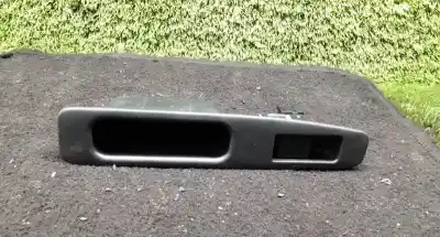Peça sobressalente para automóvel em segunda mão botão / interruptor elevador vidro traseiro direito por nissan qashqai / qashqai +2 i (j10, nj10, jj10e) 1.5 dci referências oem iam 