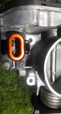 Pezzo di ricambio per auto di seconda mano scatola della farfalla per audi a4 b5 (8d2) 1.8 t riferimenti oem iam 058133063  