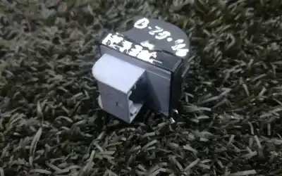 Second-hand car spare part rear right power window switch for audi a4 b7 avant (8ed) 3.0 tdi quattro oem iam references   