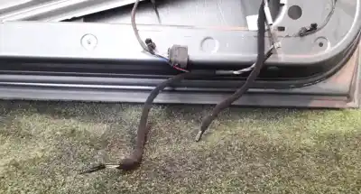 Second-hand car spare part left front door for bmw 5 touring (e61) 520 d oem iam references   