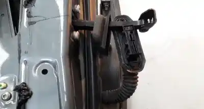 Second-hand car spare part left front door for bmw 5 touring (e61) 520 d oem iam references   