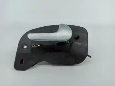 Second-hand car spare part interior right front handle for opel corsa c (x01) 1.2 twinport (f08 f68) oem iam references 13110957