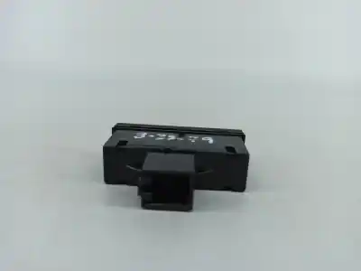 Second-hand car spare part hazard warning lights for audi a6 c6 avant (4f5) 3.0 tdi quattro oem iam references 4f0941509  