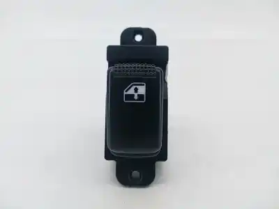 Peça sobressalente para automóvel em segunda mão botão / interruptor elevador vidro traseiro direito por kia picanto (ba) 1.1 crdi gasóleo 2008 5p referências oem iam 935782d000