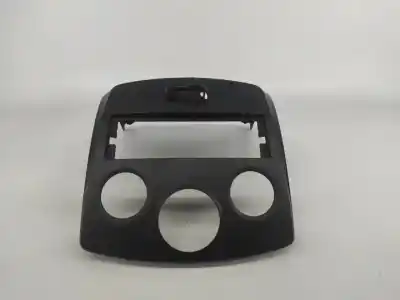 Автозапчасти б/у ЦЕНТРАЛЬНАЯ КОНСОЛЬ за RENAULT CLIO III (BR0/1, CR0/1)  ссылки OEM IAM 8200407847  
