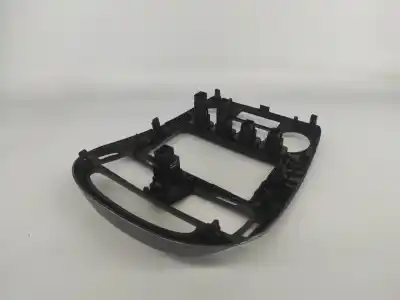 Tweedehands auto-onderdeel middenconsole voor kia cerato (ld) 1.6 crdi oem iam-referenties   